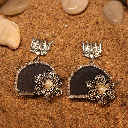Fabric earring 28
