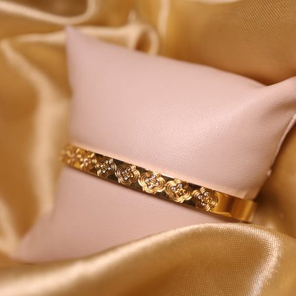 bracelet 13