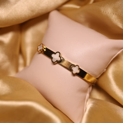 bracelet 32