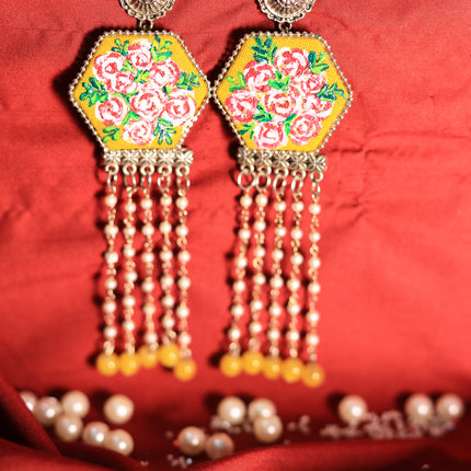 handpaintated earring 2