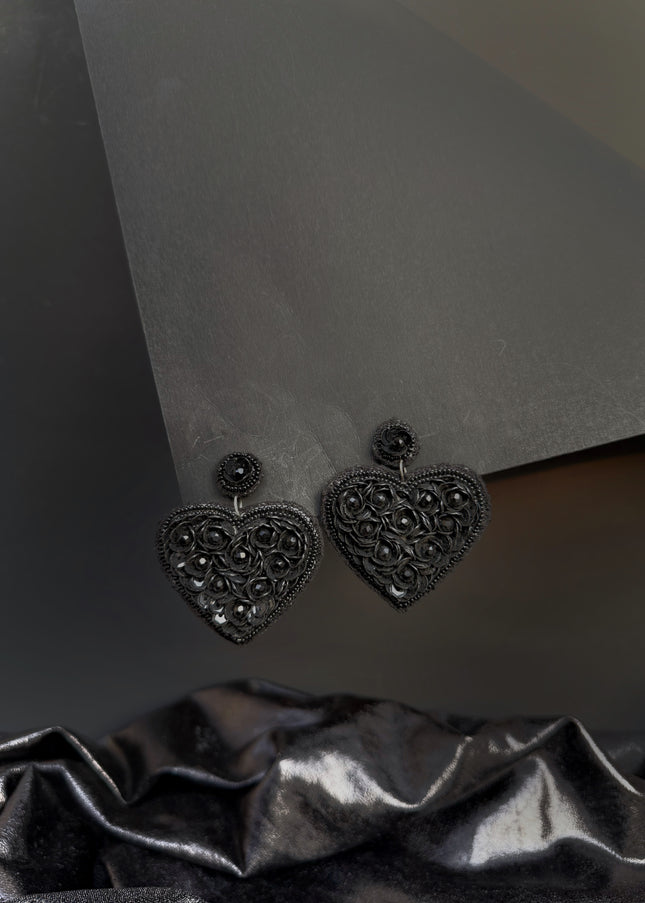Amora Bloom Heart Earrings
